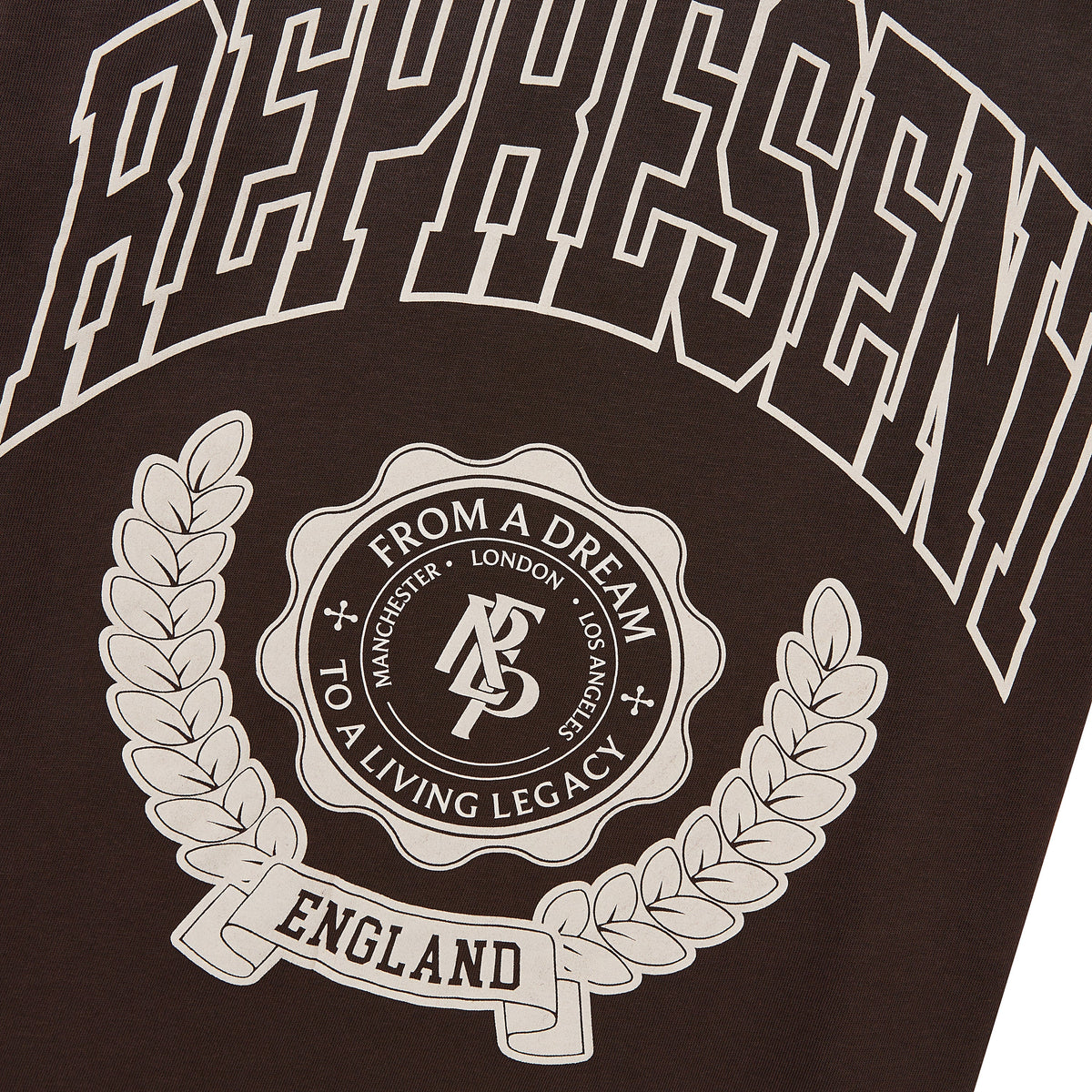 Legacy Crest T-Shirt | Nero product image 3, provided for visual reference and product detail review