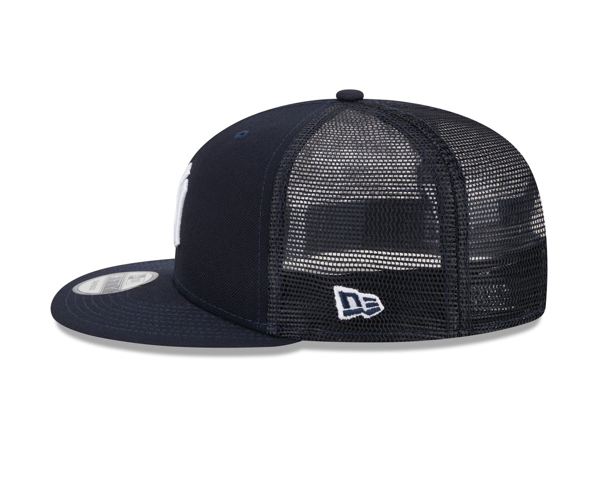 New York Yankees MLB New Era Men Navy 9Fifty Cooperstown Trucker Snapback product image 6, provided for visual reference and