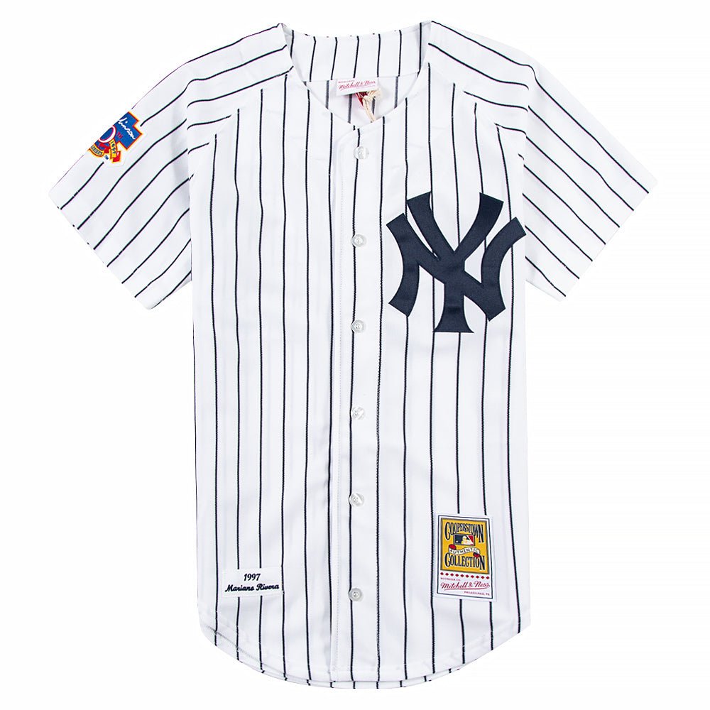 '97 Mariano Rivera Auth. NY Yankees Jersey product image 1, provided for visual reference and product detail review