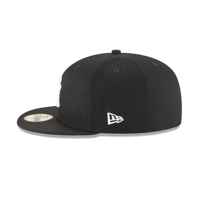 New York Yankees MLB New Era Men Black White 59Fifty Basic Fitted Hat product image 5, provided for visual reference and