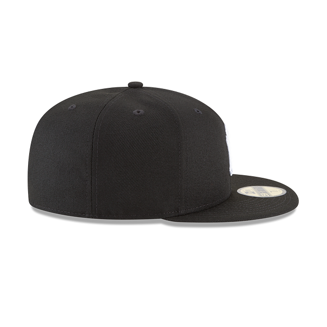 New York Yankees MLB New Era Men Black White 59Fifty Basic Fitted Hat product image 4, provided for visual reference and
