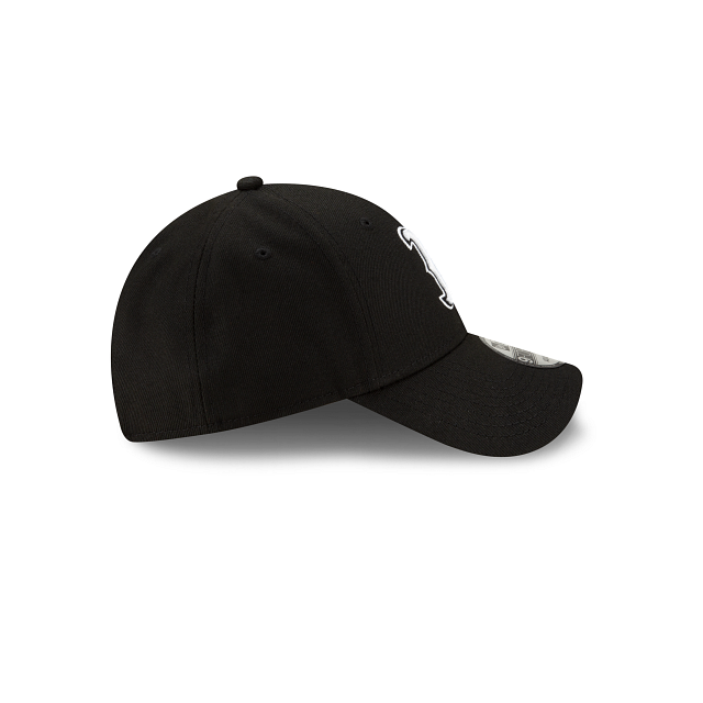 Boston Red Sox MLB New Era Men Black White 9Forty The League Adjustable Hat product image 4, provided for visual reference