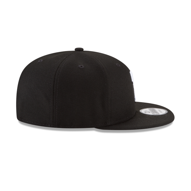 Texas Rangers MLB New Era Men Black White 9Fifty Basic Snapback product image 3, provided for visual reference and product