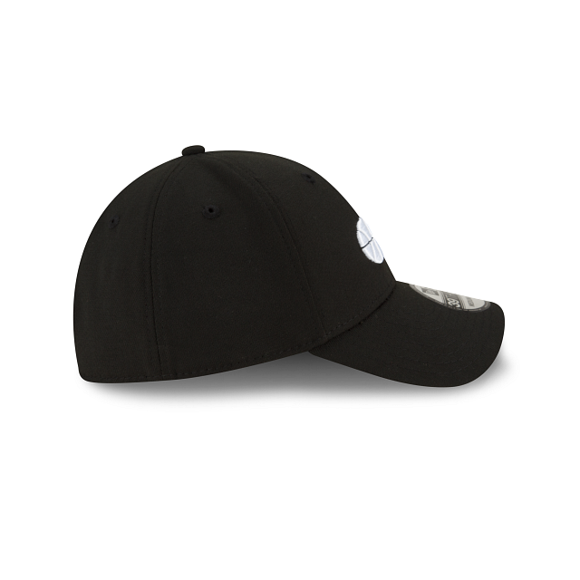 Utah Jazz NBA New Era Men Black/White 39Thirty Team Classic Stretch Fit Hat product image 4, provided for visual reference