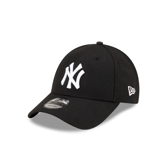New York Yankees MLB New Era Men Black 9Forty Adjustable Hat product image 1, provided for visual reference and product