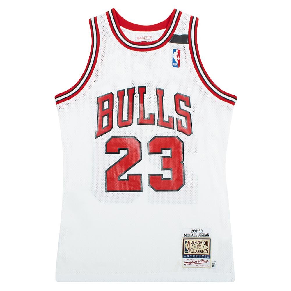 Michael Jordan 91/92 Auth Chi. Bulls Jersey product image 1, provided for visual reference and product detail review